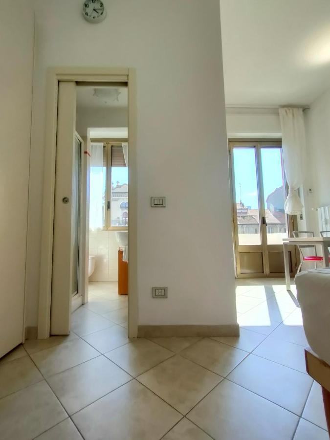 Studio Lunigiana Milano Stazione Milano Exterior photo